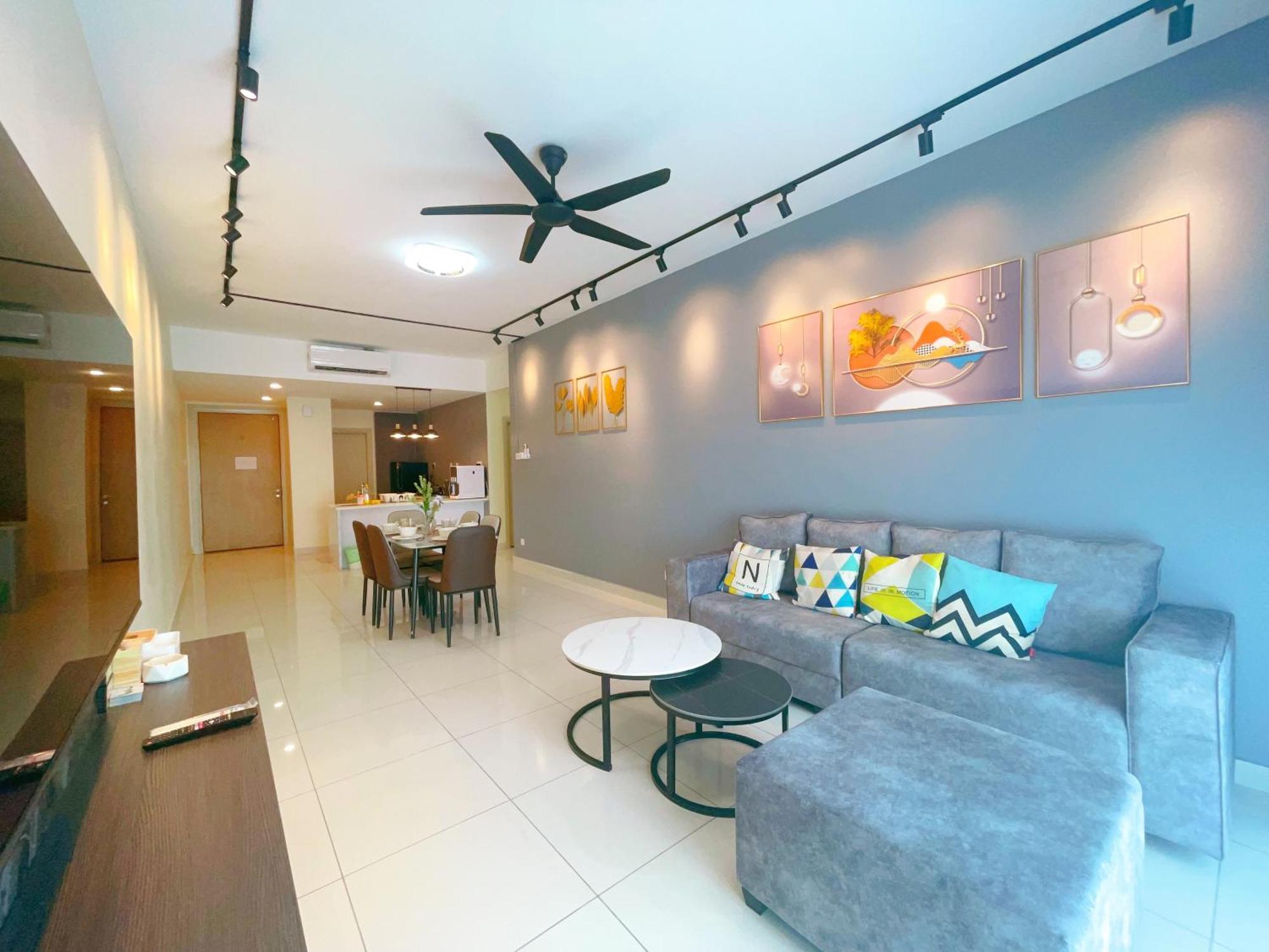 Apartment Monic Staycation #southkey Mosaic Next To Mid Valley Mall
