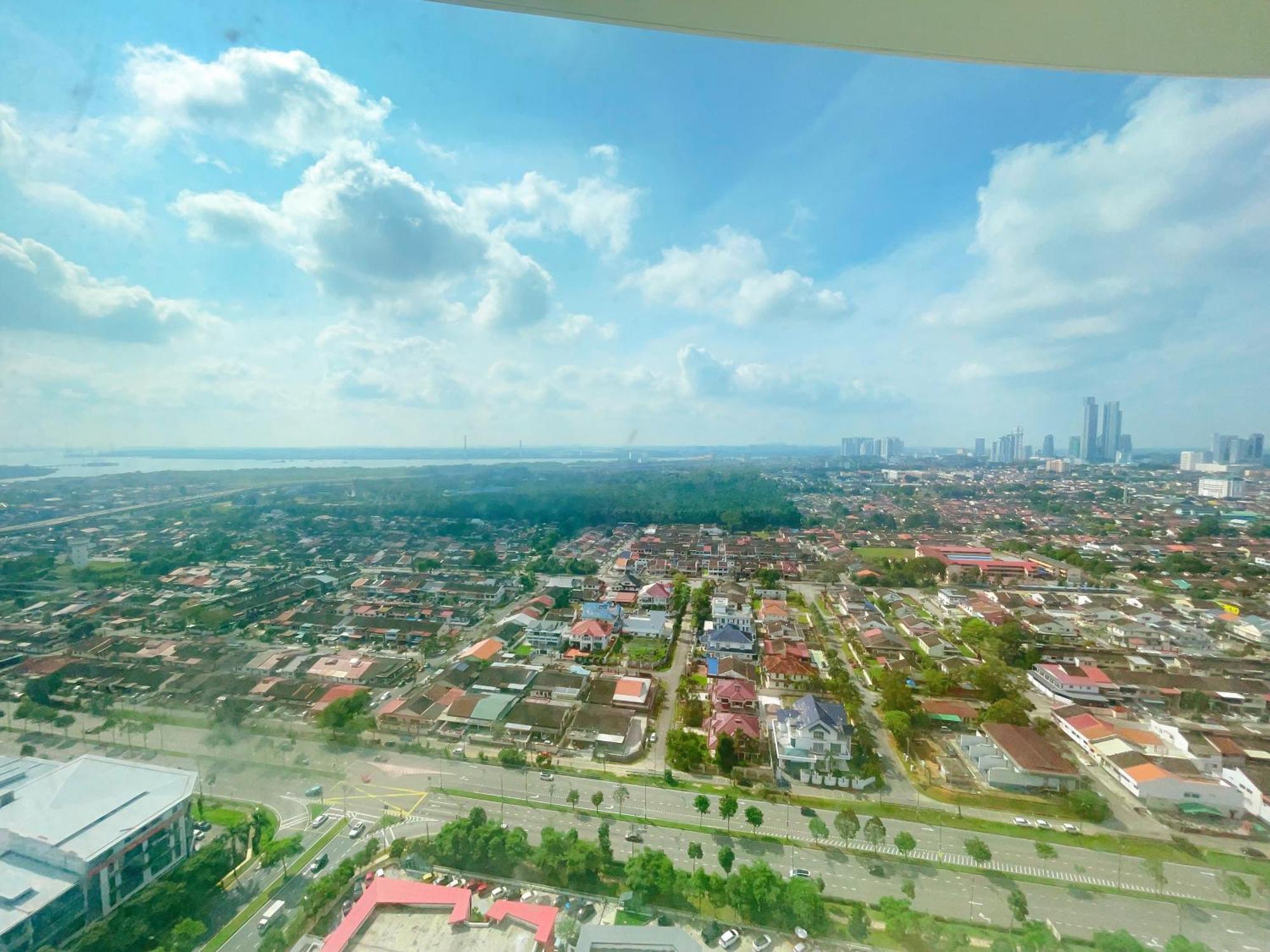 Apartment Monic Staycation #southkey Mosaic Next To Mid Valley Mall