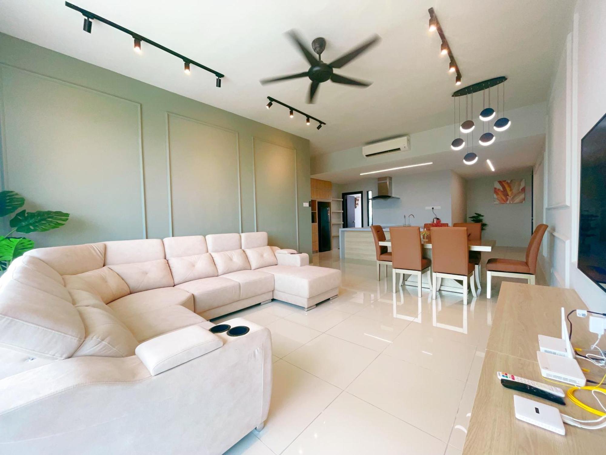 Monic Staycation #southkey Mosaic Next To Mid Valley Mall Apartment