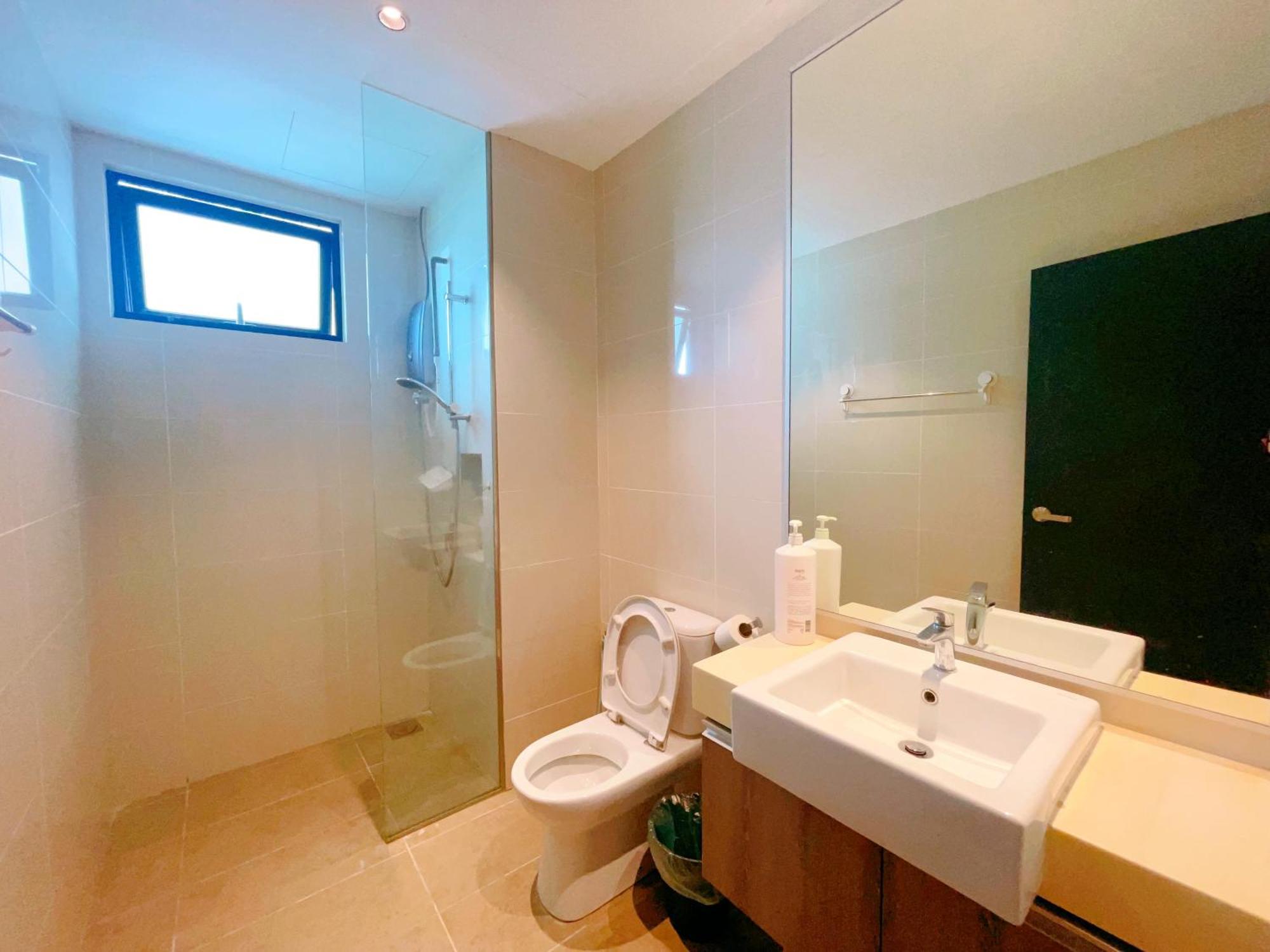 Apartment Monic Staycation #southkey Mosaic Next To Mid Valley Mall